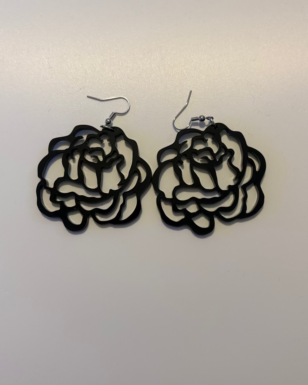 Orecchini Camelia Neri